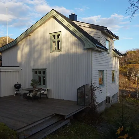 Koselig Hus Ved Kabelvagmarken Kabelvåg